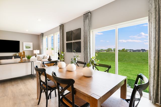 607 Murdock Place, Oswego, IL 60543