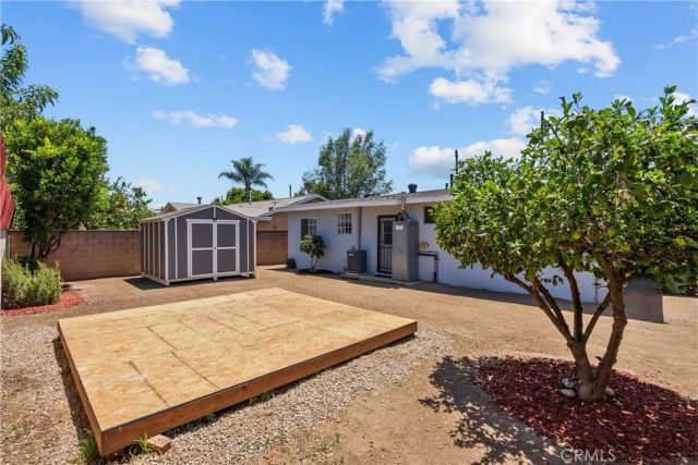 11144 Laurel Canyon Boulevard, Los Angeles, CA 91340