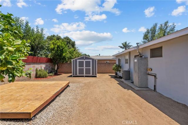11144 Laurel Canyon Boulevard, Los Angeles, CA 91340