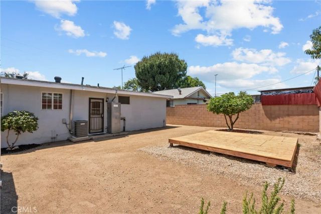 11144 Laurel Canyon Boulevard, Los Angeles, CA 91340