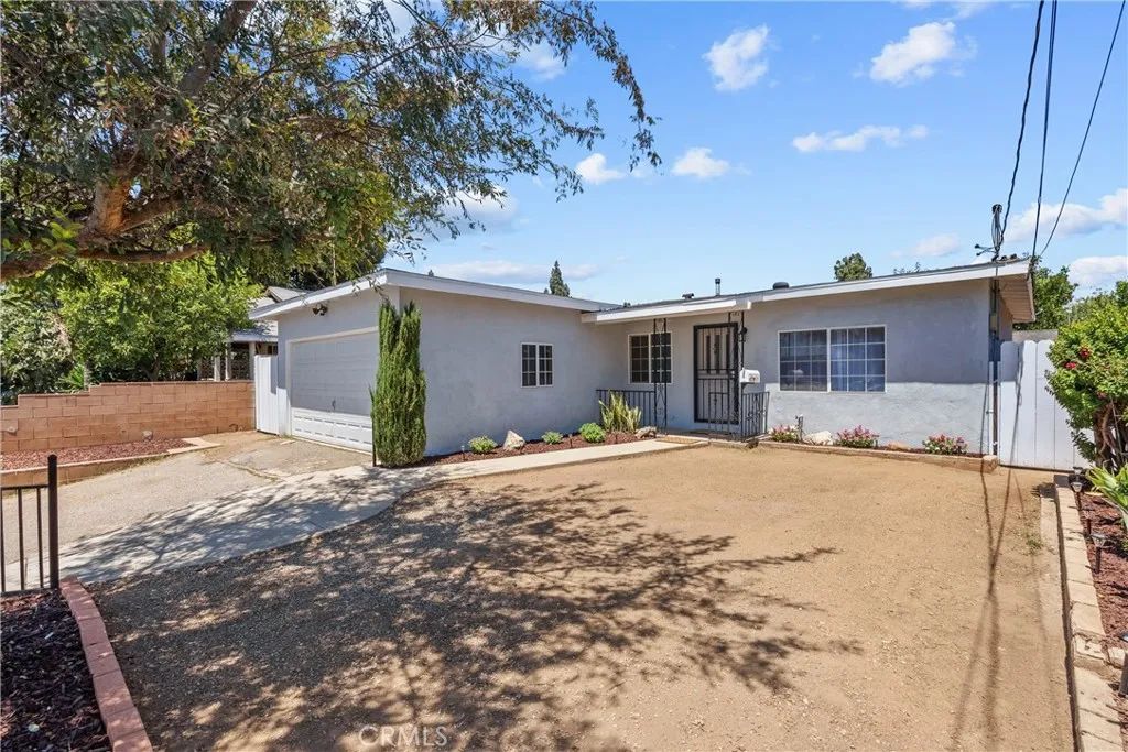 11144 Laurel Canyon Boulevard, Los Angeles, CA 91340