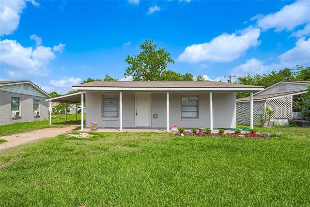 1311 Fred Street, El Campo, TX 77437