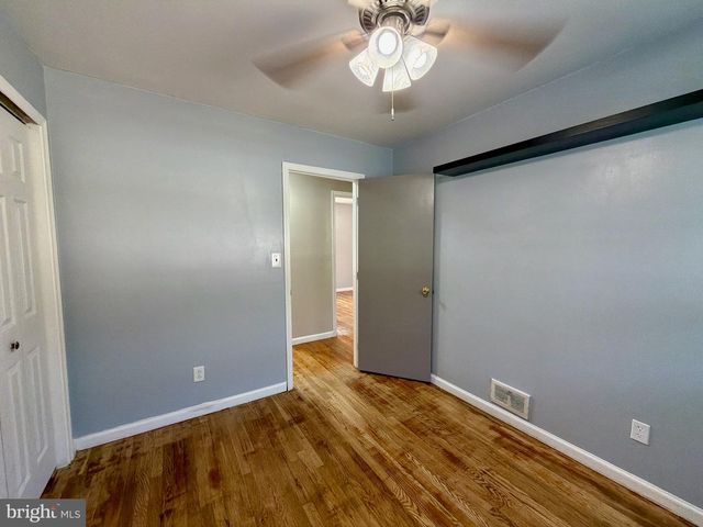 18 AQUILLA AVE, New Castle, DE 19720