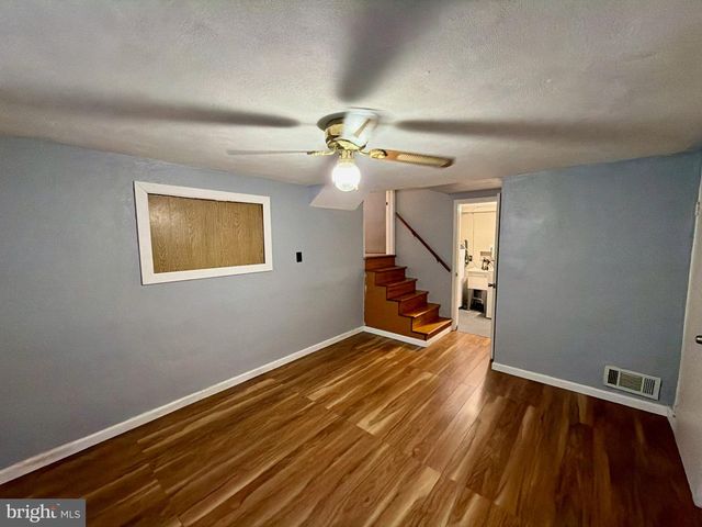 18 AQUILLA AVE, New Castle, DE 19720
