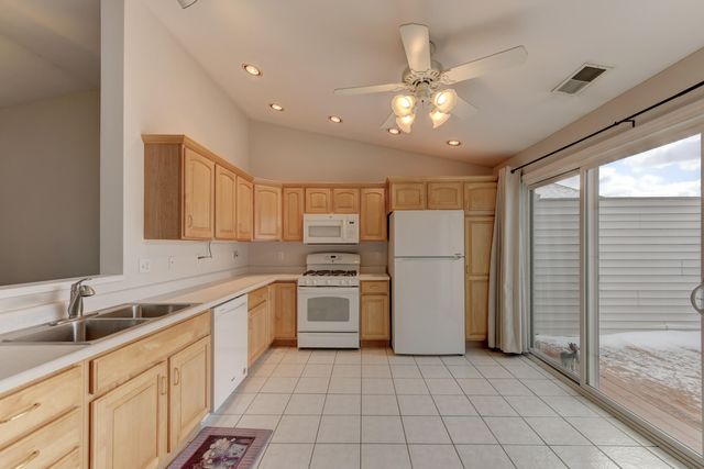 1647 Dogwood Drive, Crown Point, IN 46307