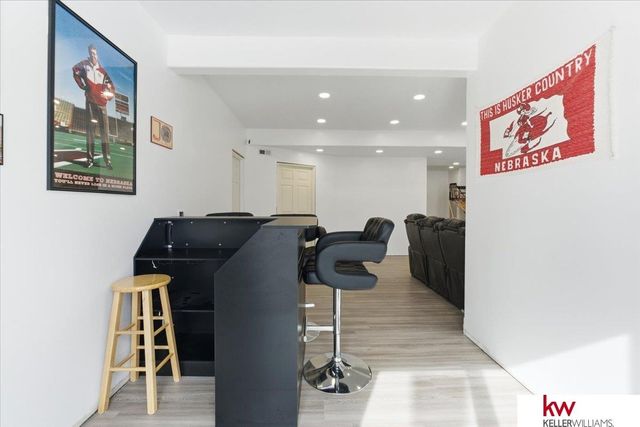 2141 Ashwood Avenue, Papillion, NE 68133