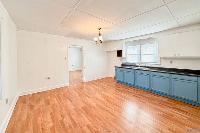 807 N Madison Street, Athens, AL 35611