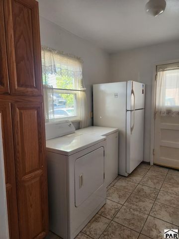 2930 San Isabel Ave, Pueblo, CO 81008