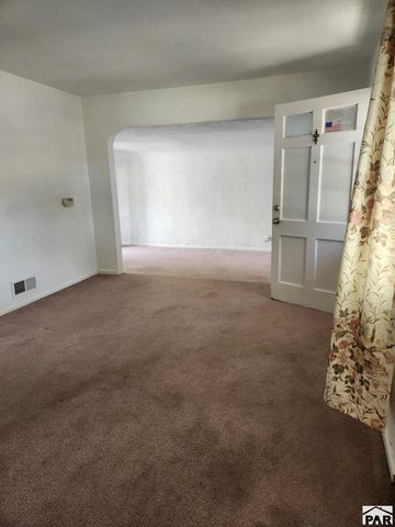2930 San Isabel Ave, Pueblo, CO 81008