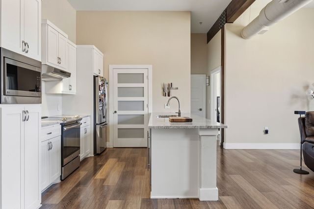 2502 Live Oak Street 235, Dallas, TX 75204