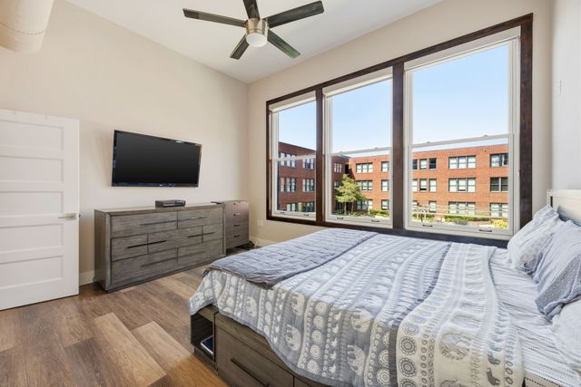2502 Live Oak Street 235, Dallas, TX 75204