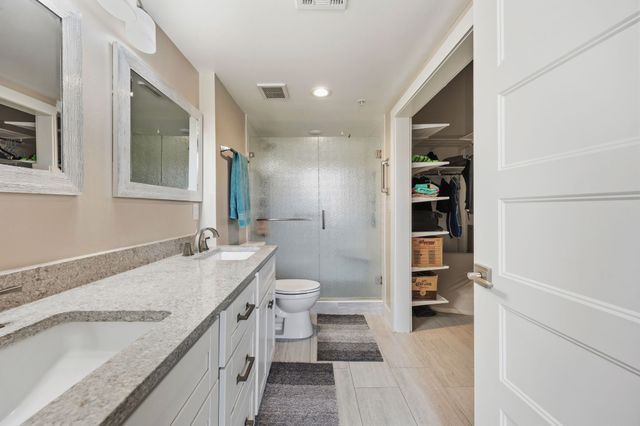 2502 Live Oak Street 235, Dallas, TX 75204