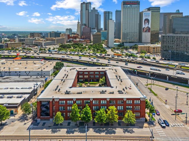2502 Live Oak Street 235, Dallas, TX 75204