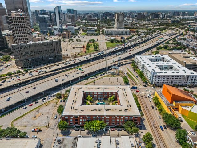 2502 Live Oak Street 235, Dallas, TX 75204