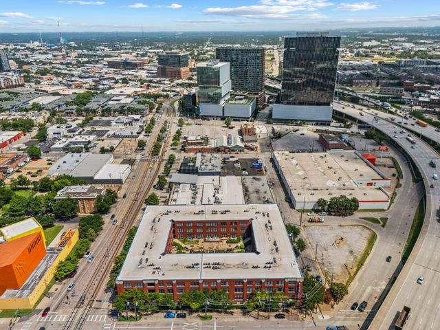 2502 Live Oak Street 235, Dallas, TX 75204