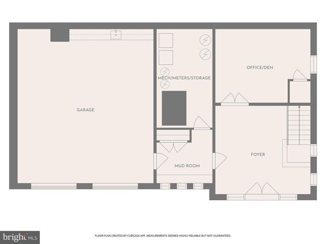 810 MAPLE LN, Aston, PA 19014