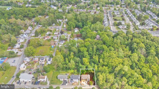 810 MAPLE LN, Aston, PA 19014