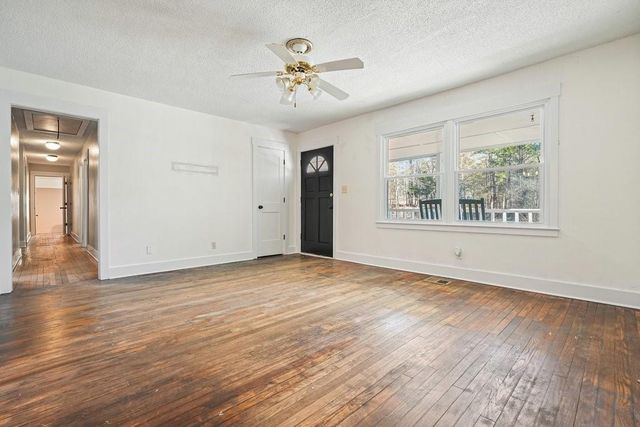 207 John Walraven Road, Dallas, GA 30132