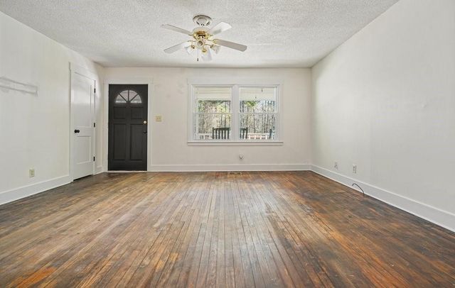 207 John Walraven Road, Dallas, GA 30132