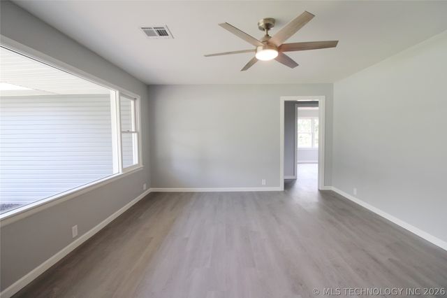 27197 Maiden Lane, Henryetta, OK 74437