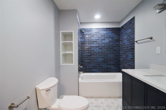 27197 Maiden Lane, Henryetta, OK 74437