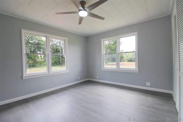 27197 Maiden Lane, Henryetta, OK 74437