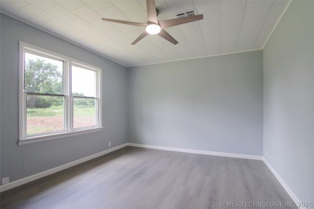 27197 Maiden Lane, Henryetta, OK 74437
