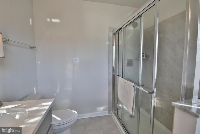 5059 SILVER OAK DR, Rosedale, MD 21237
