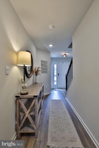 5059 SILVER OAK DR, Rosedale, MD 21237