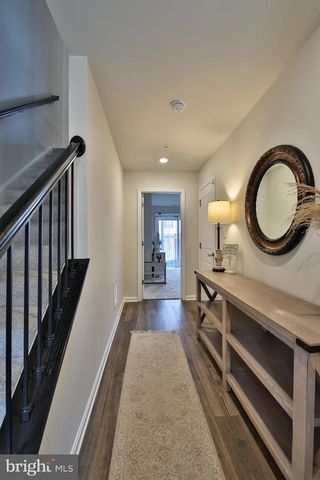 5059 SILVER OAK DR, Rosedale, MD 21237