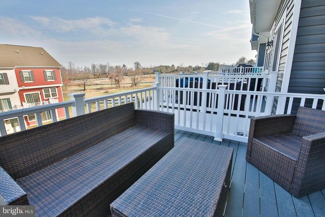 5059 SILVER OAK DR, Rosedale, MD 21237