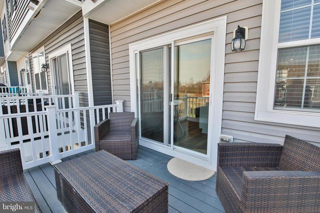 5059 SILVER OAK DR, Rosedale, MD 21237