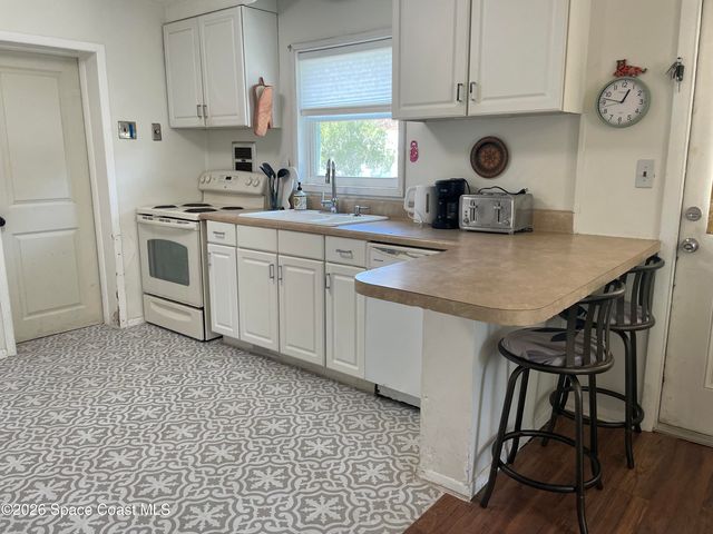 1389 Lenora Drive, Merritt Island, FL 32952