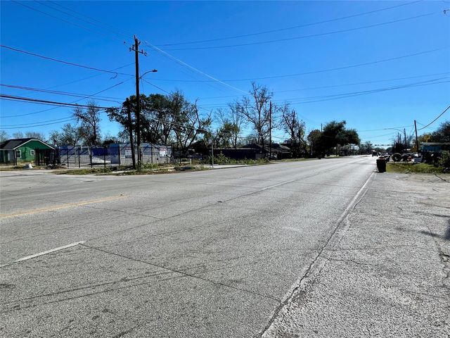 4116 Lockwood Drive, Houston, TX 77026