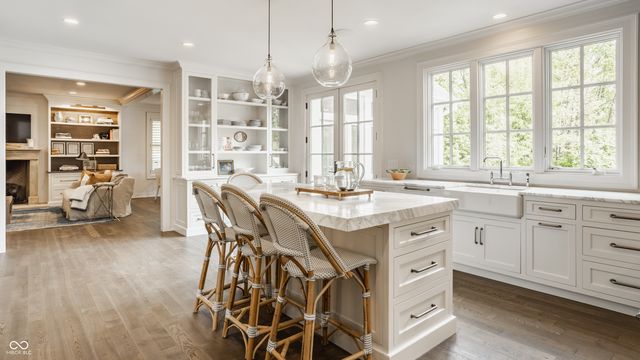 532 Dorset Boulevard, Carmel, IN 46032
