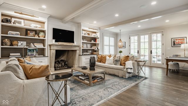532 Dorset Boulevard, Carmel, IN 46032