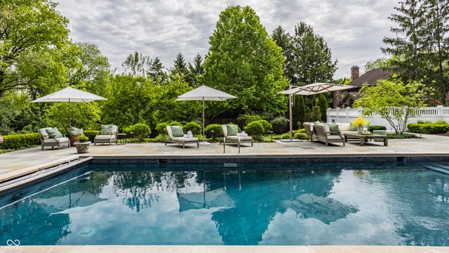 532 Dorset Boulevard, Carmel, IN 46032