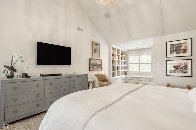 532 Dorset Boulevard, Carmel, IN 46032