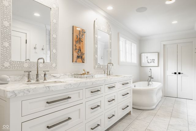 532 Dorset Boulevard, Carmel, IN 46032
