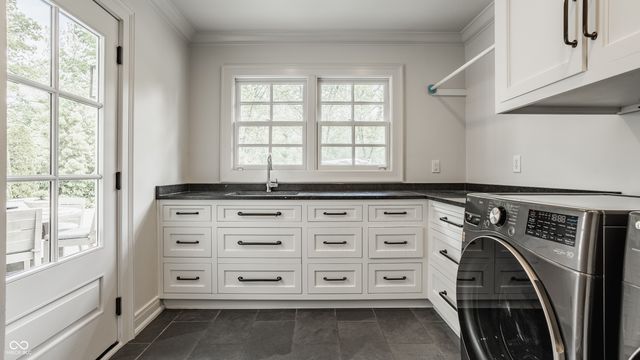 532 Dorset Boulevard, Carmel, IN 46032