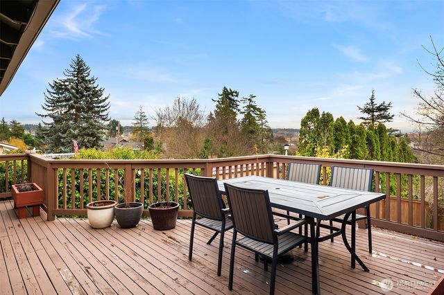 811 SW Langston Road, Renton, WA 98057