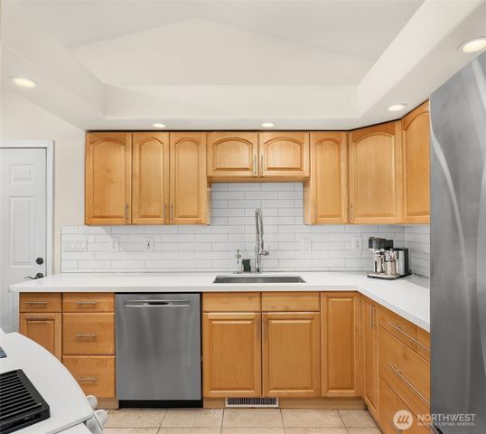 811 SW Langston Road, Renton, WA 98057