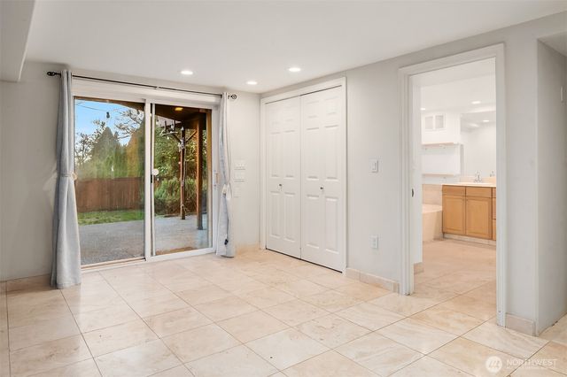 811 SW Langston Road, Renton, WA 98057