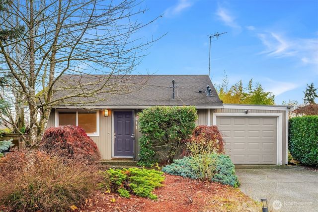 811 SW Langston Road, Renton, WA 98057
