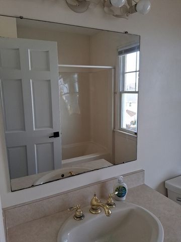 23 Gunrock Ave, Hull, MA 02045