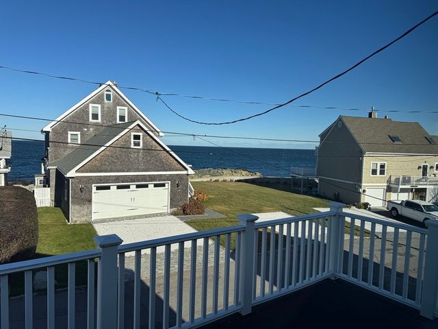 23 Gunrock Ave, Hull, MA 02045