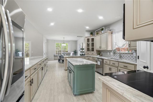 10212 Fawn Trail Road, Mustang, OK 73064