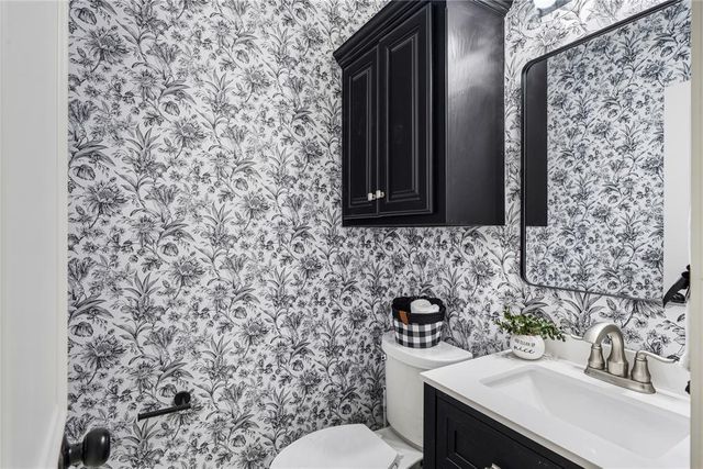 10212 Fawn Trail Road, Mustang, OK 73064