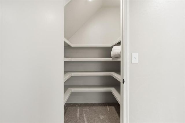 10212 Fawn Trail Road, Mustang, OK 73064