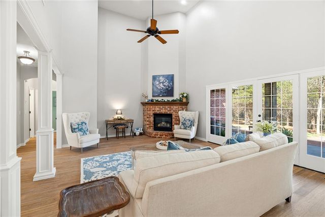 10212 Fawn Trail Road, Mustang, OK 73064